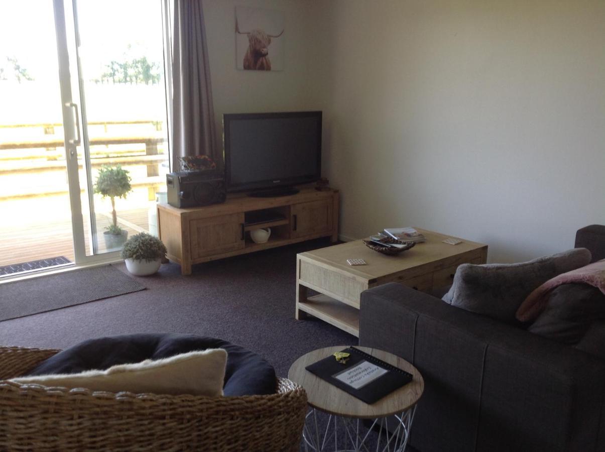 Aratahi Cottages Carterton Buitenkant foto