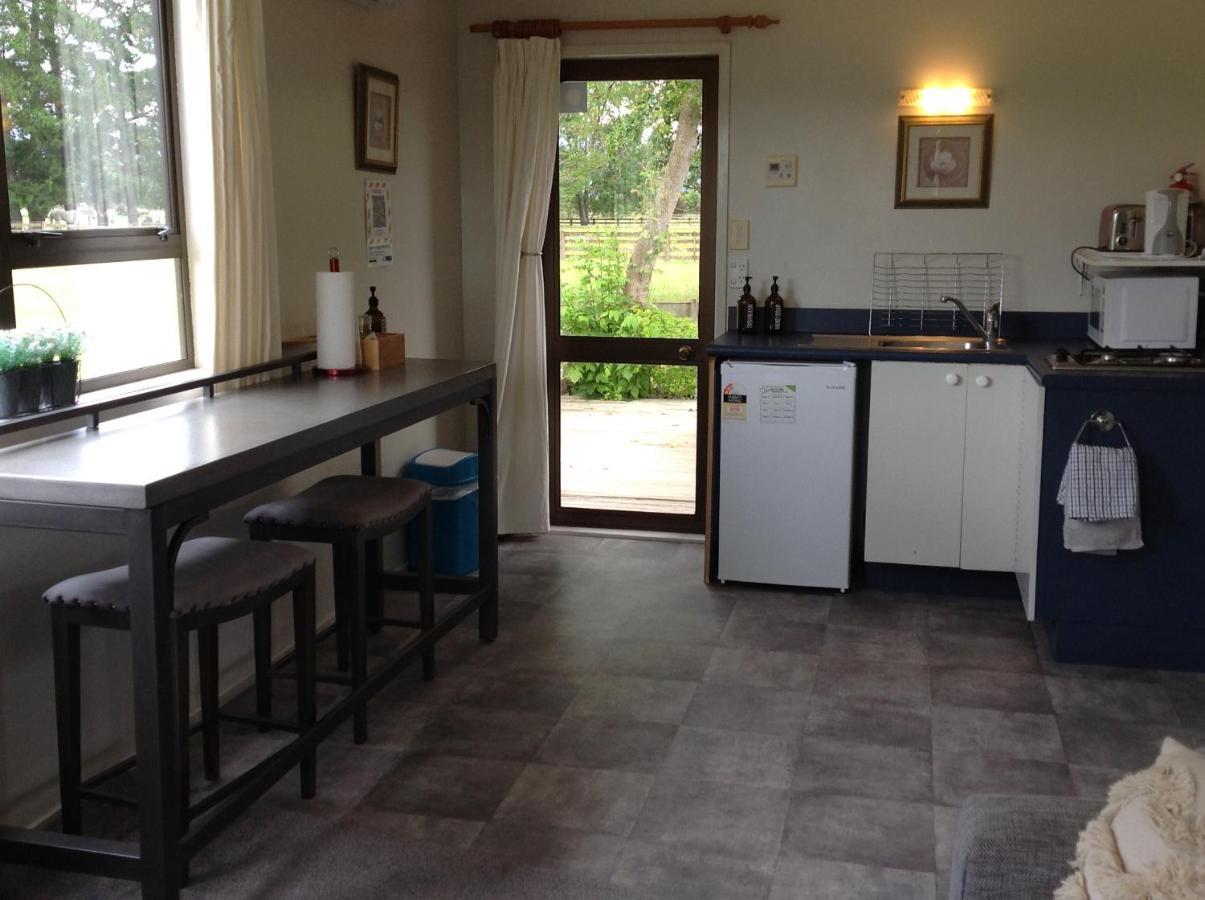 Aratahi Cottages Carterton Buitenkant foto