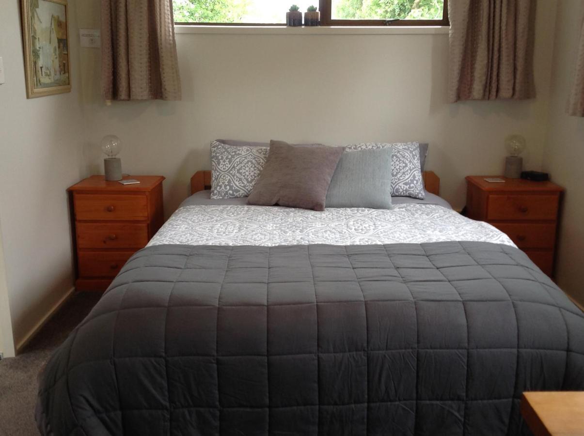 Aratahi Cottages Carterton Buitenkant foto
